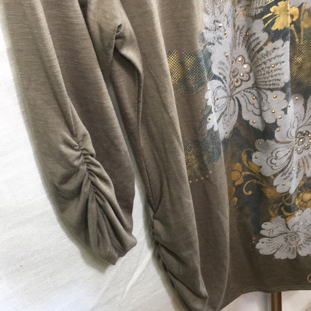 Style & Co Floral Gold Studs T Shirt - Picture 5 of 6